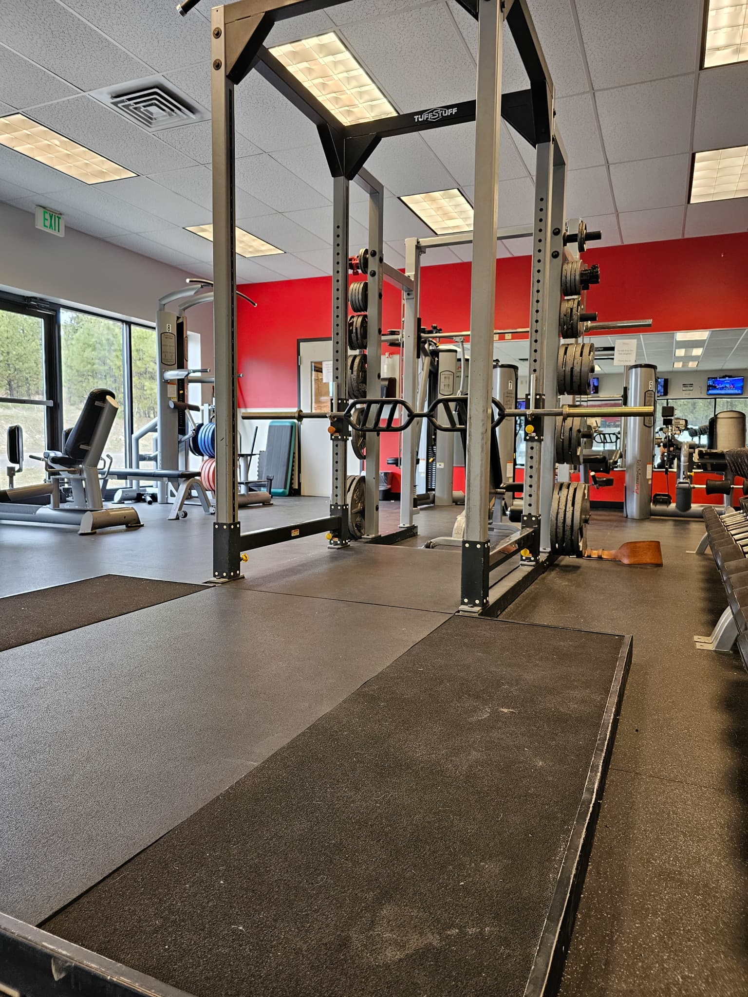 Squat rack area